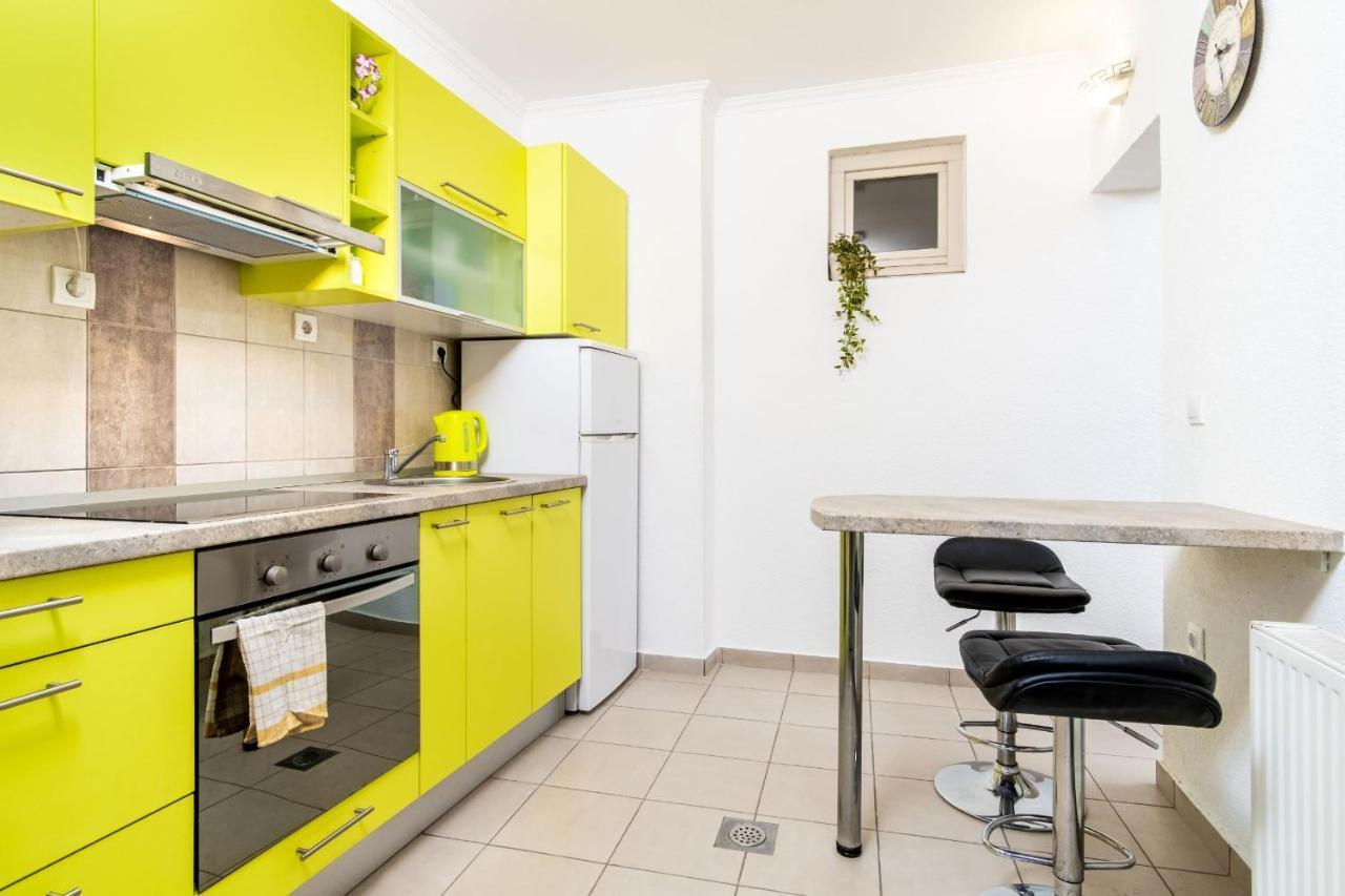 Zollus House Tvrda Apartment Osijek Exterior photo